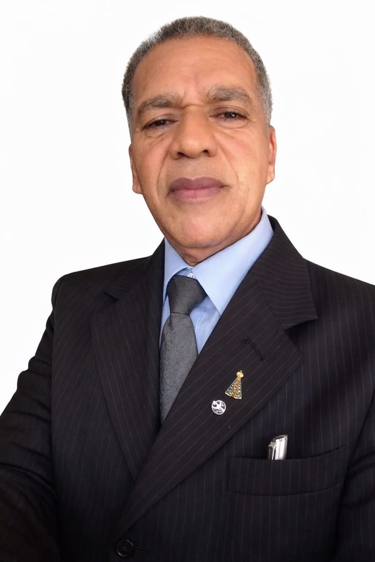 Cláudio Venâncio.