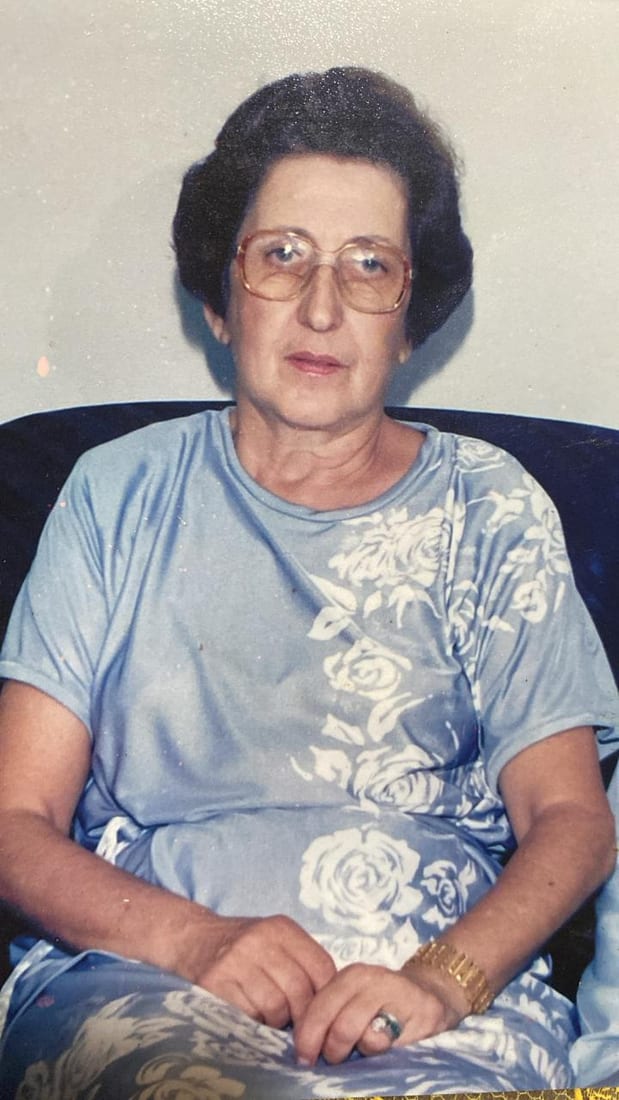 Helena Razuk Cury.